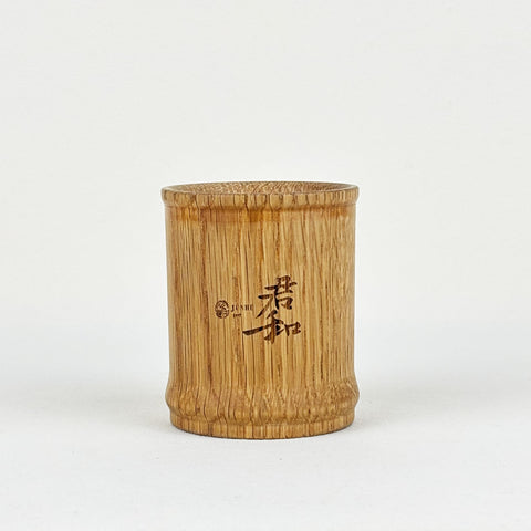 A traditional straight oak whiskey tumblers.