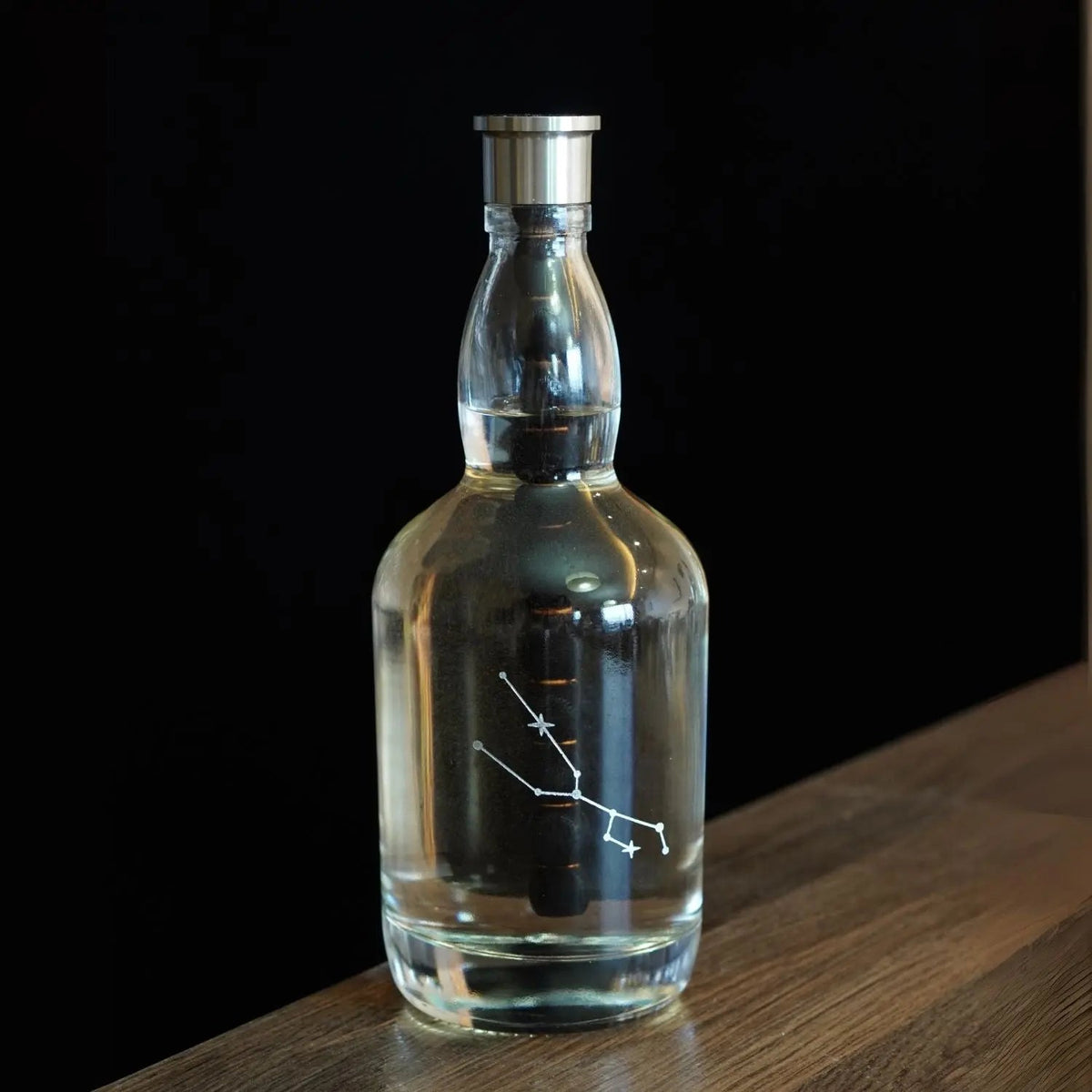 Premium Oak - Aged Bottle – 700ml Whiskey Aging Kit with 3 Oak Sticks - Junhe Supply